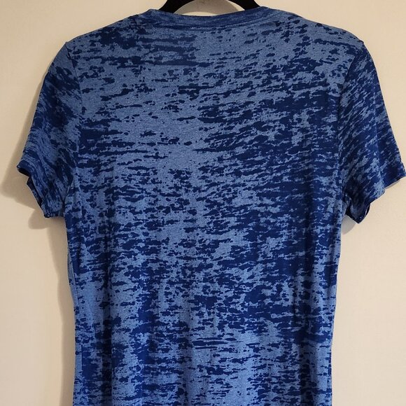 Def Leppard Women's Concert T-Shirt 2015 Pour Some Sugar On Me - Picture 4 of 12